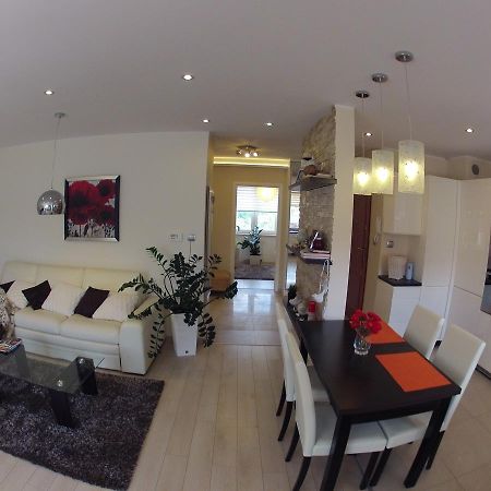 Apartament Alicja Apartment Walbrzych Bagian luar foto