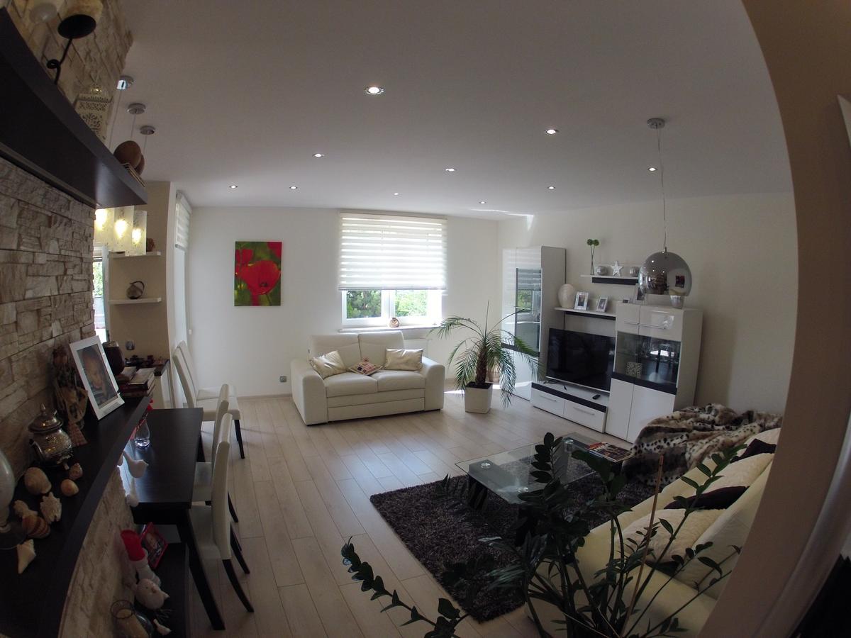 Apartament Alicja Apartment Walbrzych Bagian luar foto
